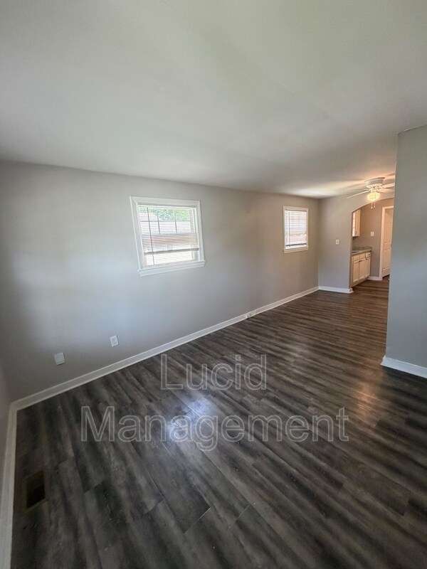 Photo - 1510 Alma Ave