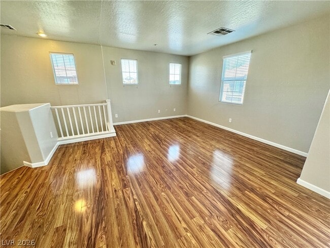 Photo - 335 Clarence House Ave Unidad 103
