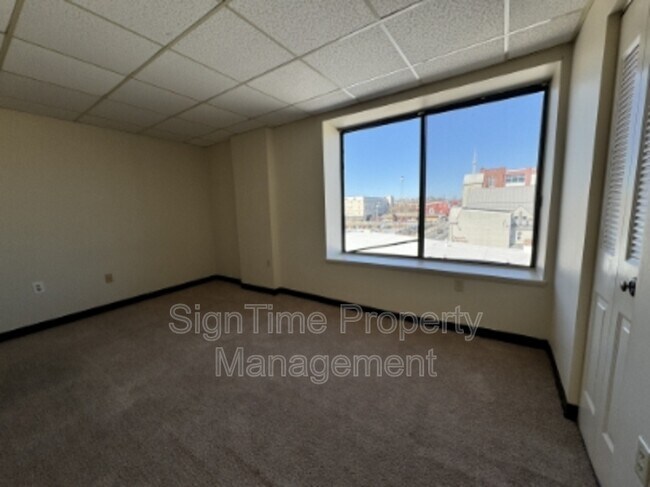 Photo - 115 Jonathan St Unidad Apt 303