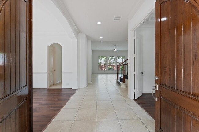 Photo - 361 W Tupelo Green Cir