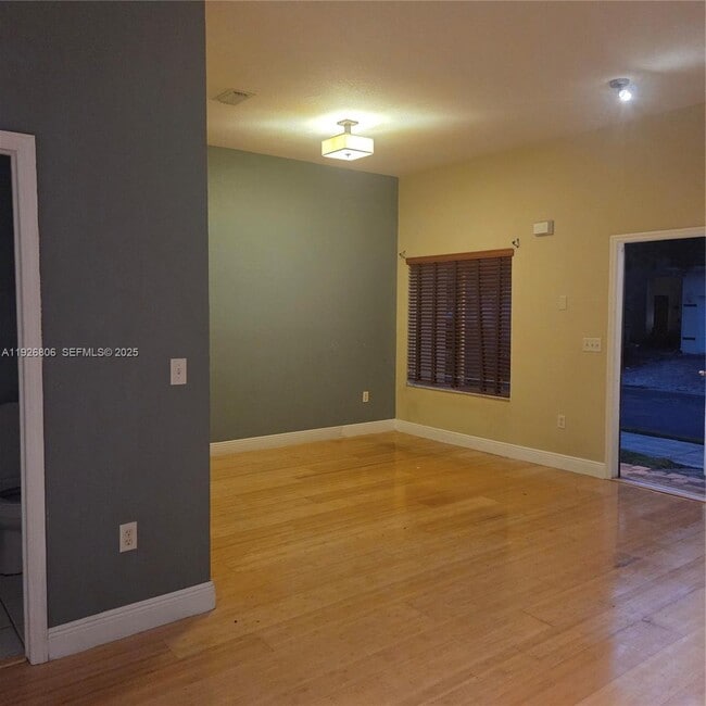 Photo - 1938 SE 23rd Terrace