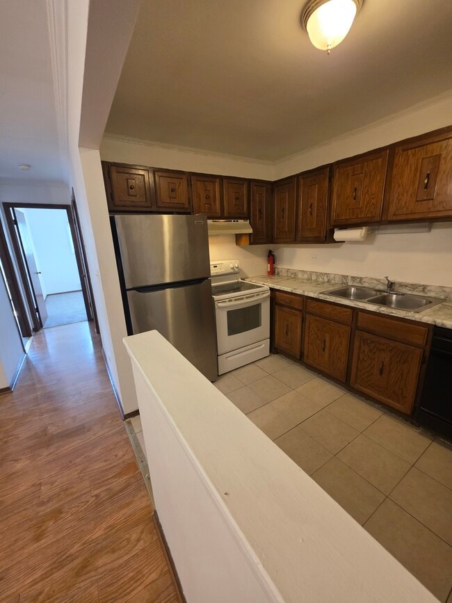 Photo - 1525 Norway Ln Unidad 3b