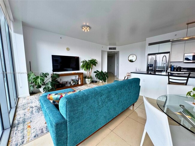 Photo - 1111 SW 1st Ave Unidad 2414-N