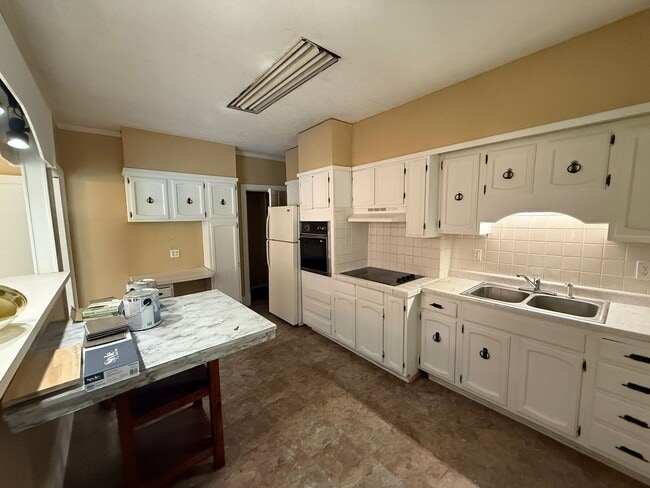 Photo - 425 Richwood Ave Unit 427