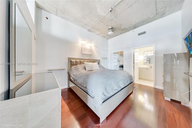 Photo - 2001 Biscayne Blvd Unidad 2311