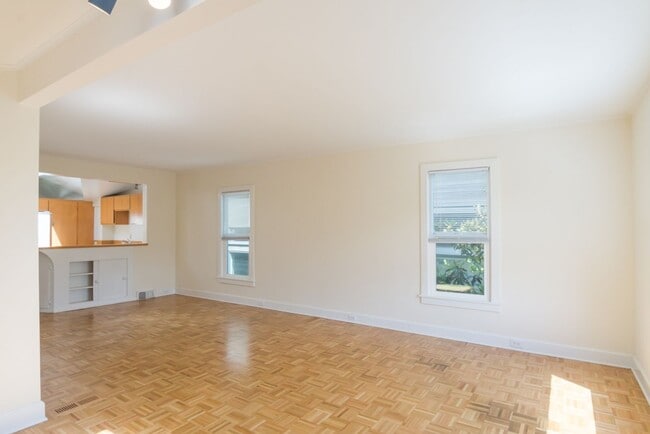 Photo - 2bd/1ba Seattle Home