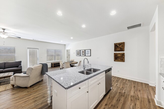 Photo - North Pointe