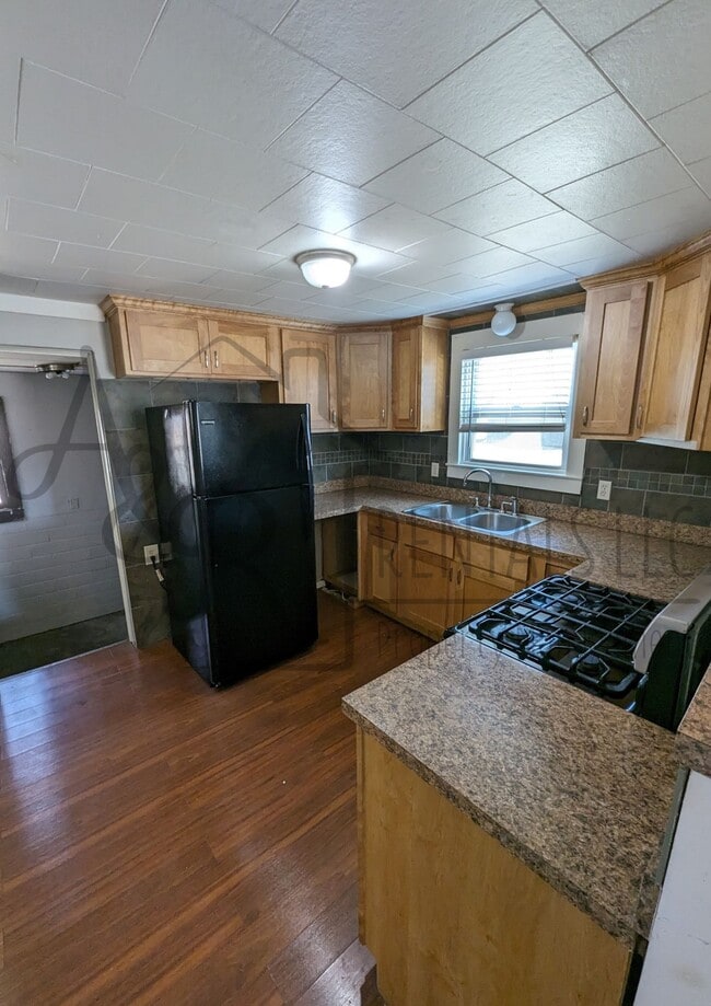 Photo - 608 W Forest St