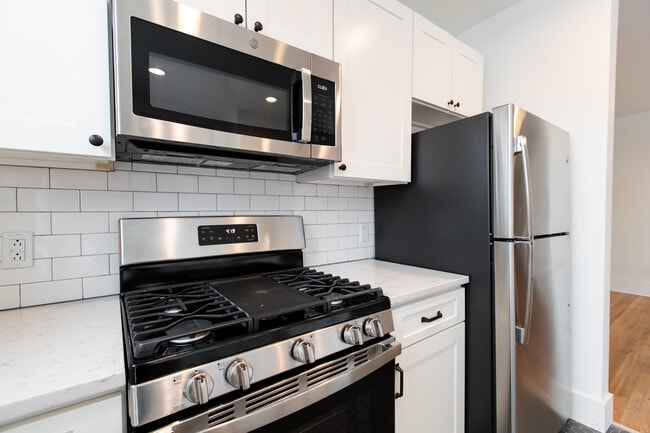 Photo - 226 45th St Unit Half-2