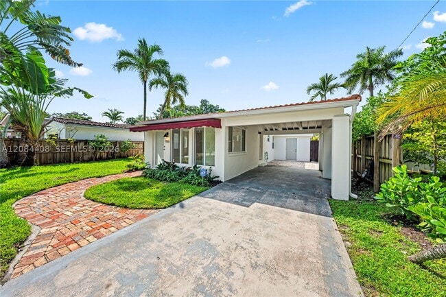 936 SW 19th St