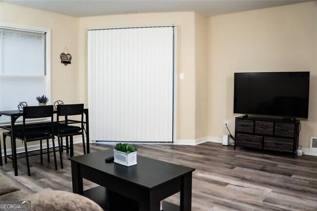 Photo - 1600 Oakpoint Dr SW Unidad G