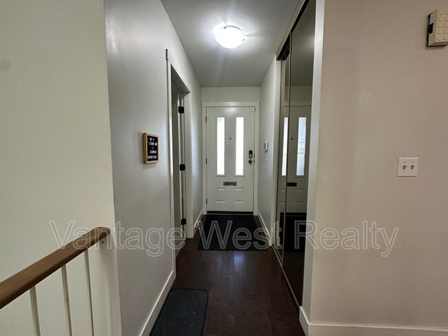 Photo - 112-1765 Leckie Rd