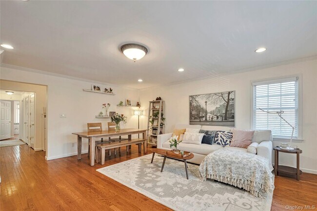 119 Montgomery Ave Unit B