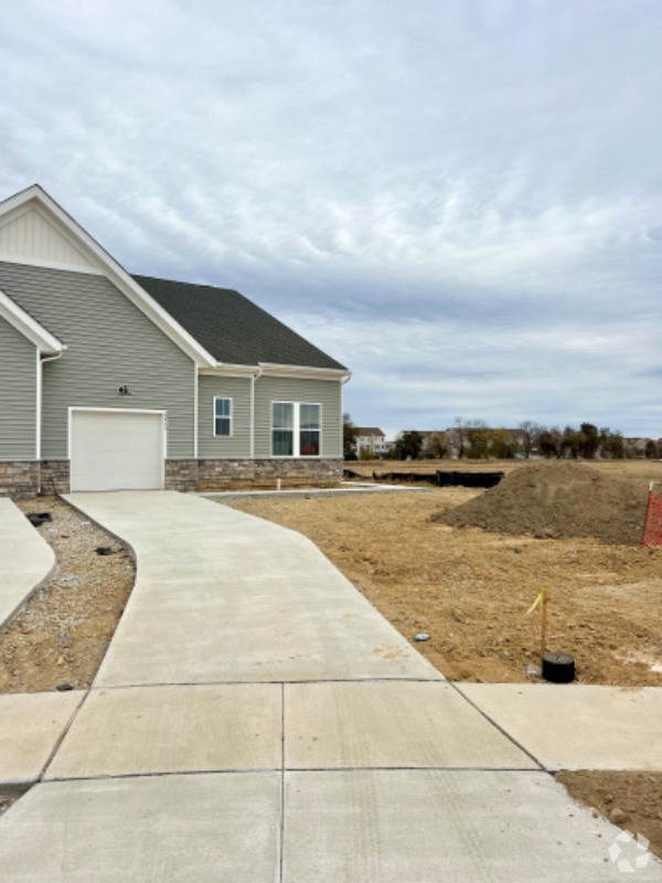 Building Photo - 1042 Jamison Corner Rd Rental