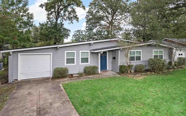 Photo - 5090 Laurel Ave