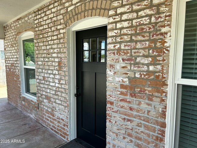 Photo - 921 E Roosevelt St