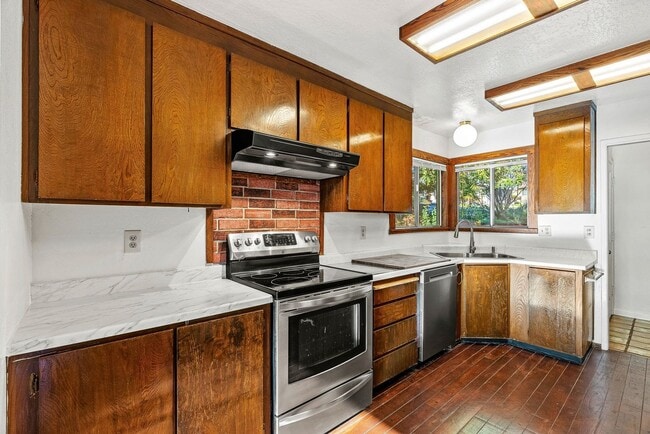 Photo - Cozy 2BR/2BA Duplex | Fireplace, Patio & Utilities Included