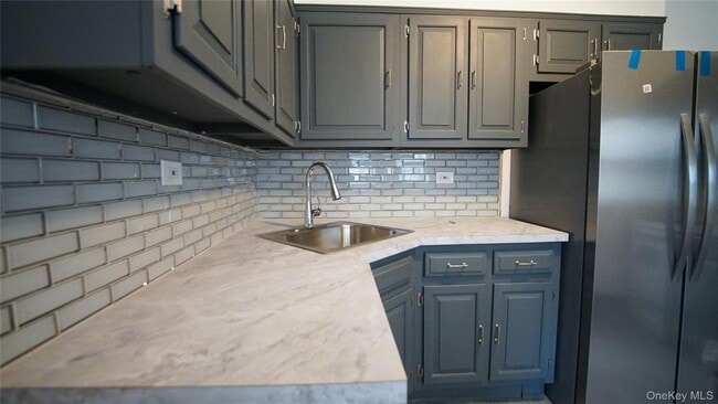 Photo - 27 Lawrence Ave Unit 1