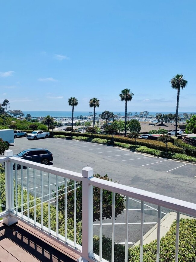 Photo - Perched above the stunning Dana Point Harbor, this gorgeous two-story condo offers breathtaking h... Unidad 19