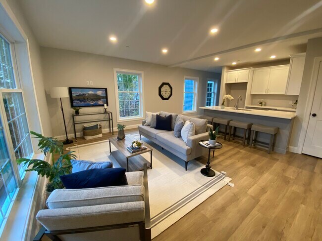 Photo - 64 Holten St Unit 64 Holten