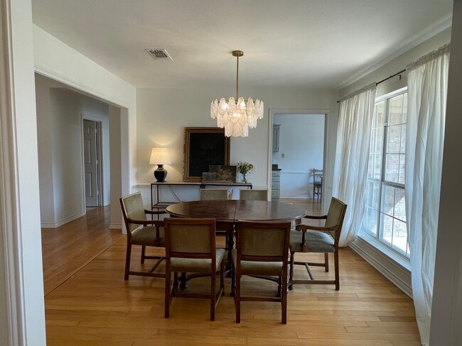 Photo - 3935 Misty Ln