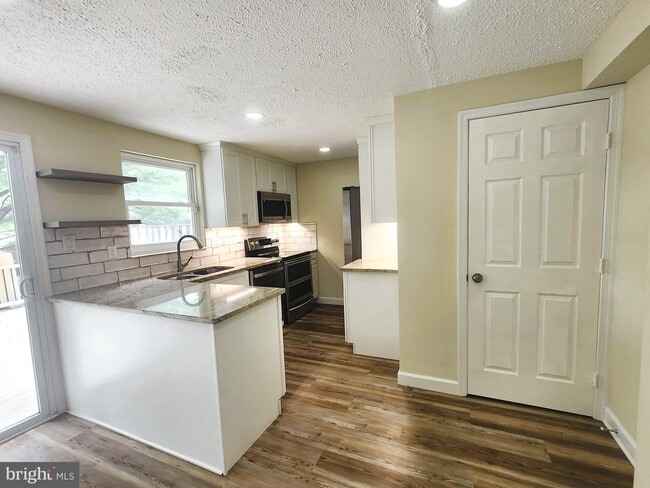 Photo - 13527 Duhart Rd