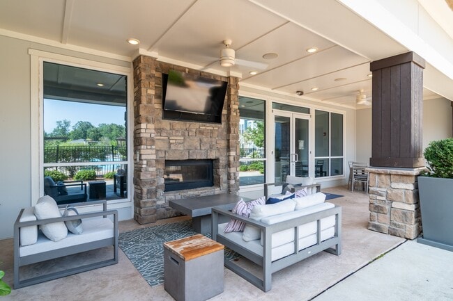 Promenade at Newnan Crossing