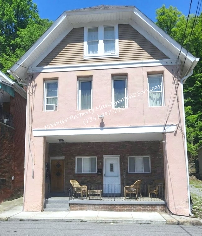 Building Photo - 602 Sheffield Ave Unit 2A