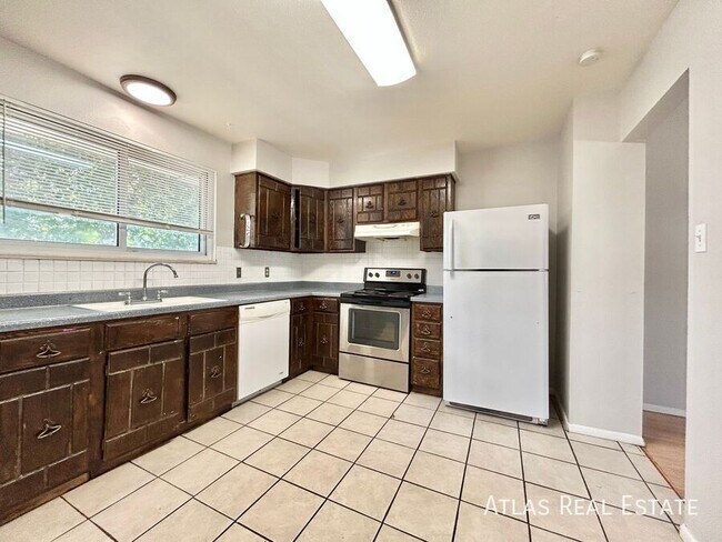Photo - 12494 Edwards Pl