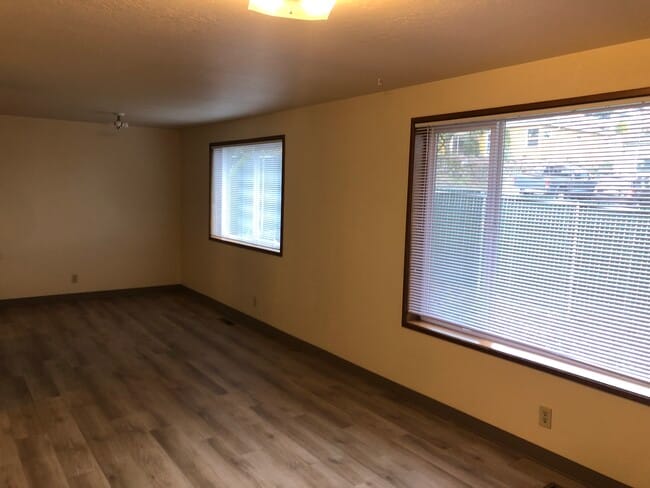 1418 Z St