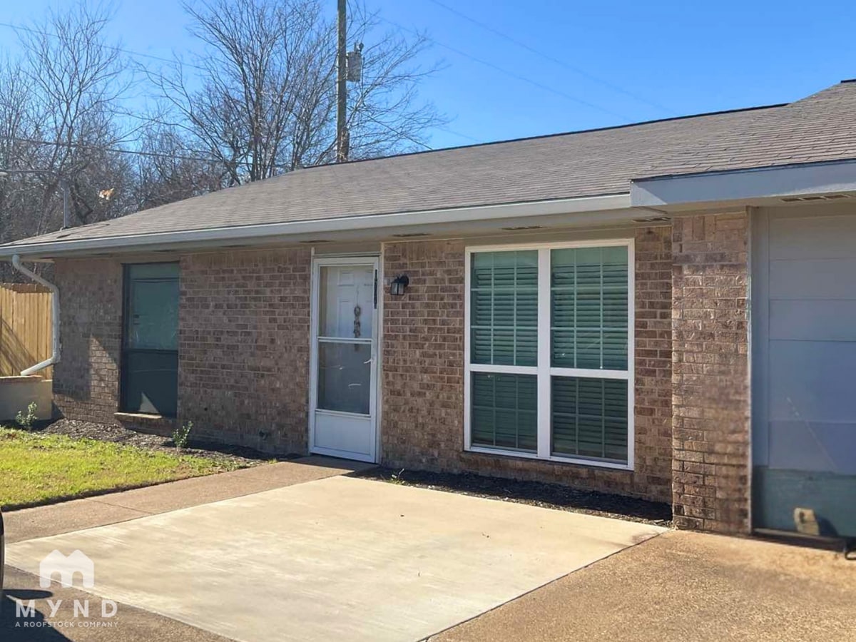 Photo - 1507 Cardinal Dr