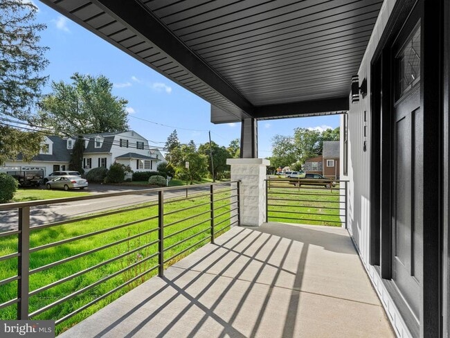 Photo - 116 2nd St
