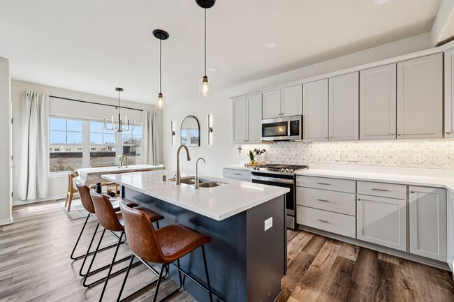 Photo - 2945 N 186th St