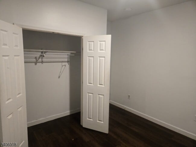 Photo - 38 11th Ave W