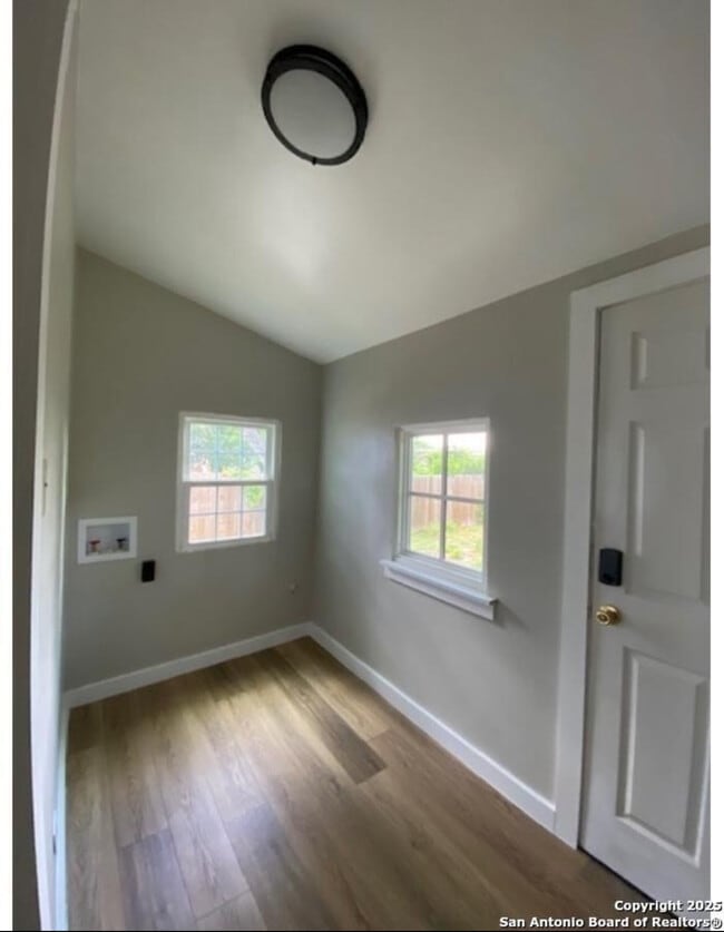 Photo - 143 E Baylor