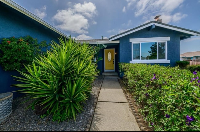 Photo - 200 Saint Olaf Way