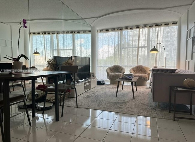 Photo - 900 Bay Dr Unit 211