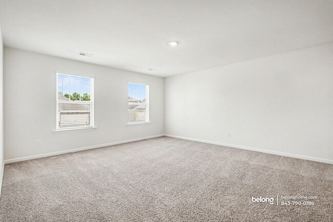 Photo - 1614 Yarrow Ln