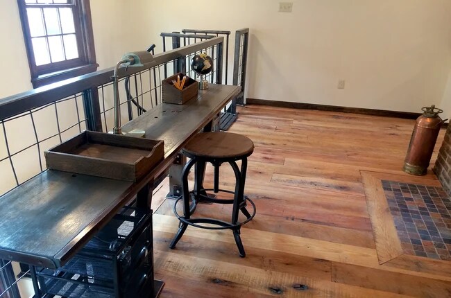 desk area - 607 Middle St