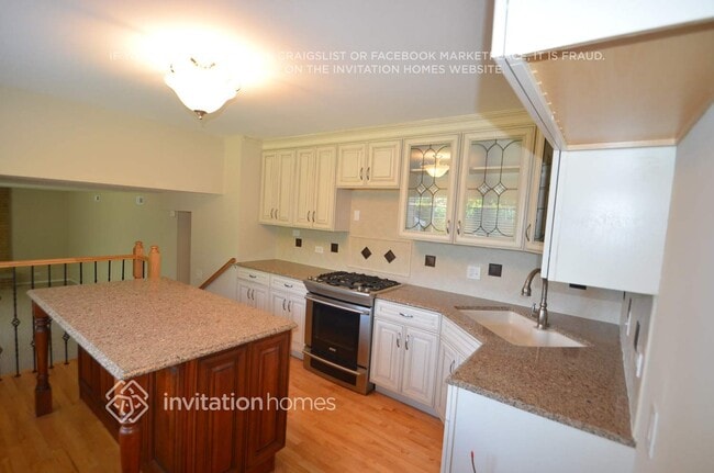 Photo - 461 N Wesley Dr