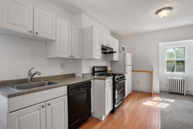 Photo - 6 Dwight St Apartment Unit 4