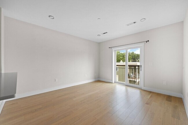 Photo - 1975 Massachusetts Ave Unit 302