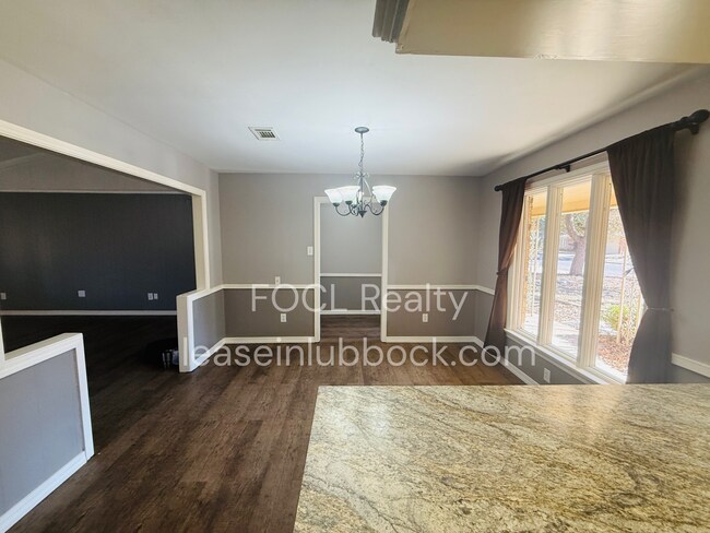 Photo - Updated and cozy 3/2/2