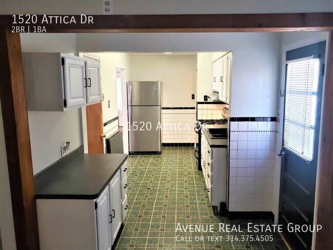 Photo - 1520 Attica Dr Casa