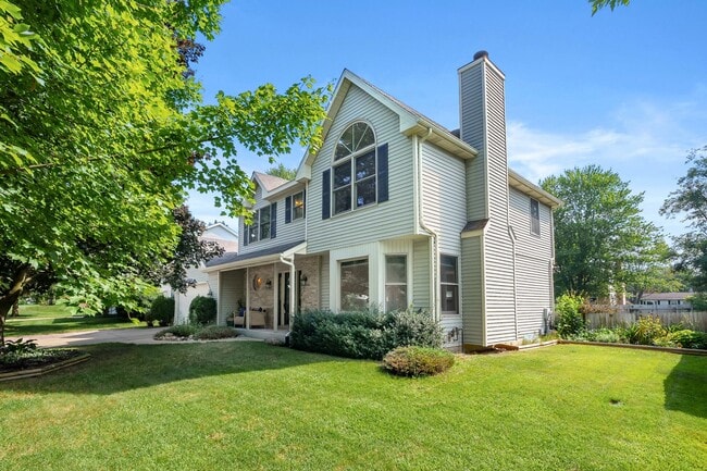 Photo - 7817 Chippewa St