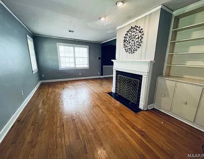 Photo - 2069 Gorgas St