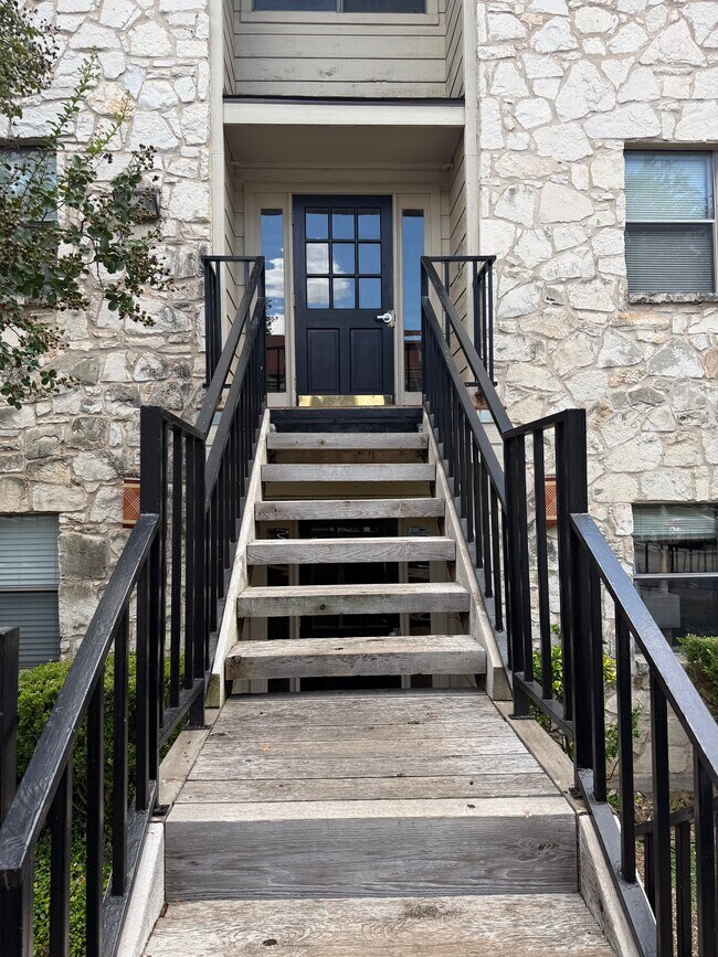 Photo - 7738 Chalmers Ave Unit 907
