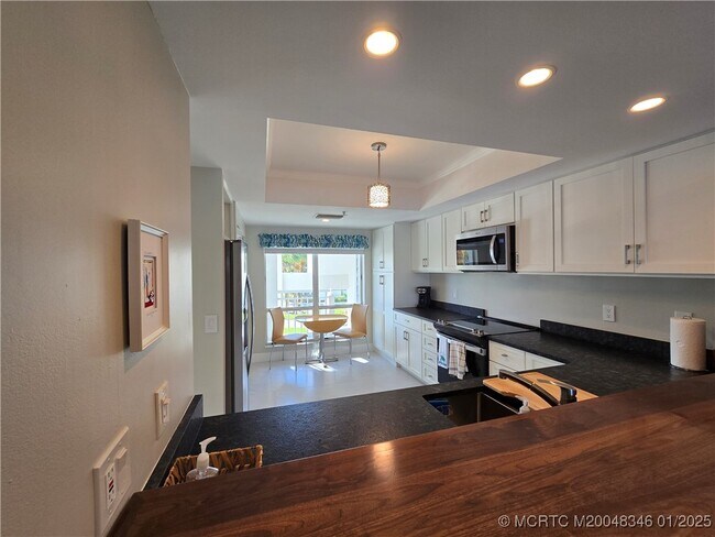 Photo - 185 NE Edgewater Dr Unit 5105