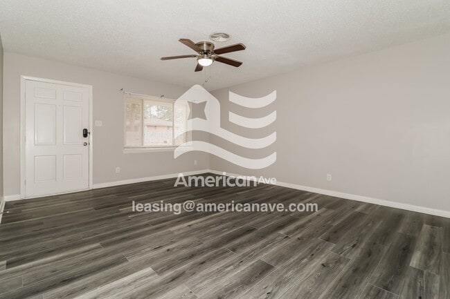 Photo - 5801 Southwick Dr