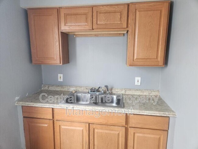 131 Horton St Unit 4